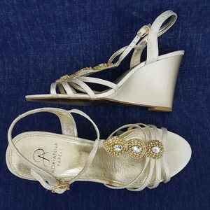 Adrianna Papell Kristen Wedge Dress Sandals Pearl